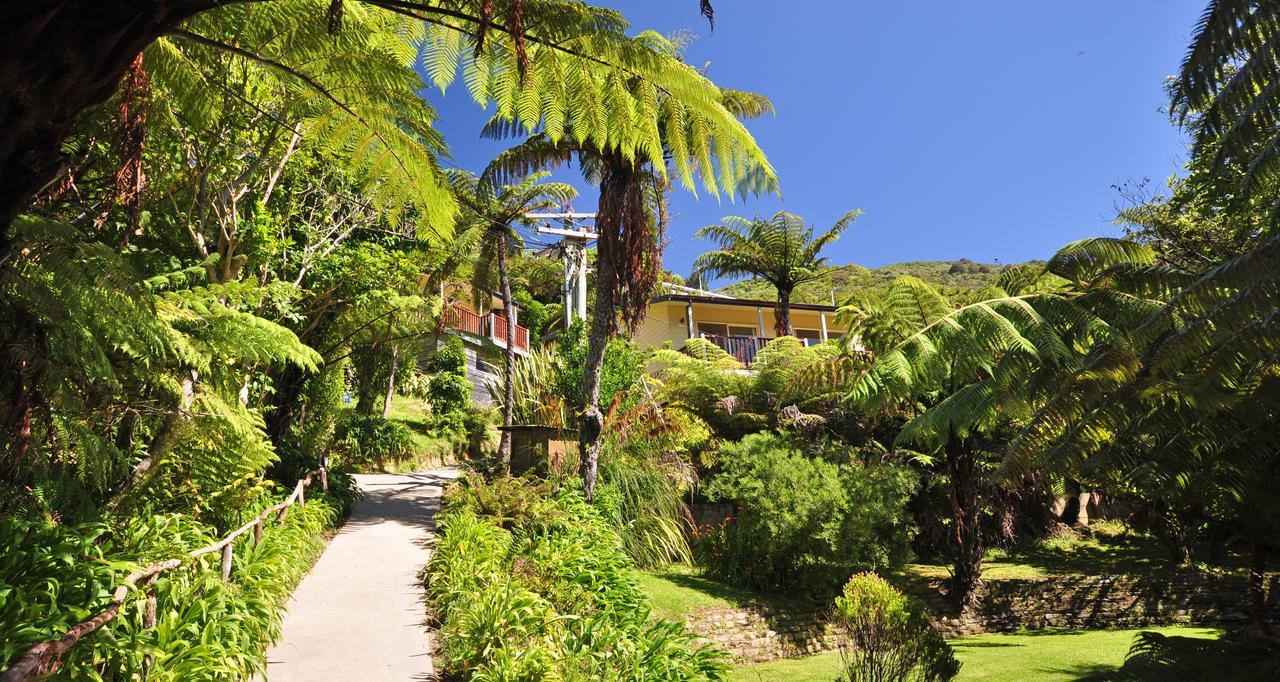 Punga Cove Resort Endeavour Inlet エクステリア 写真