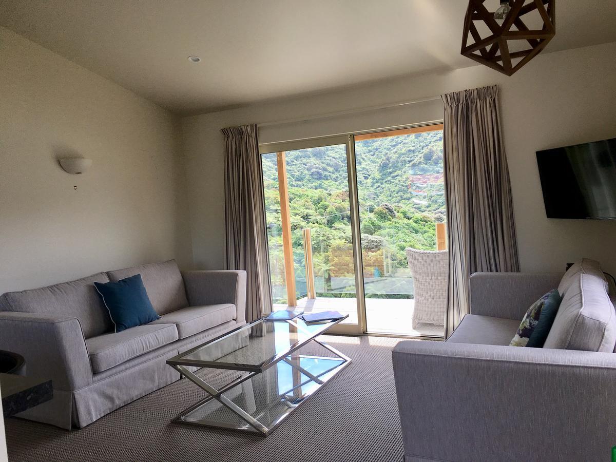 Punga Cove Resort Endeavour Inlet エクステリア 写真